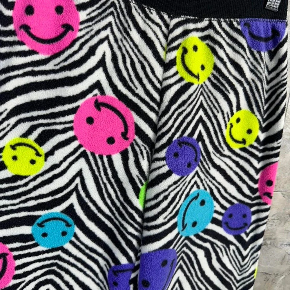 P.S. Aeropostale  smiley‎ face zebra print loungewear pants Girls kids Size 10